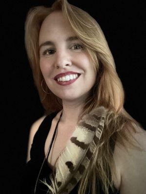 Michelle La Fontaine Vajrananda ~ your #1 shamanic healer, herbalist, & psychic reader.