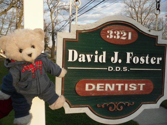 And he has the best street sign of any dentist too!!