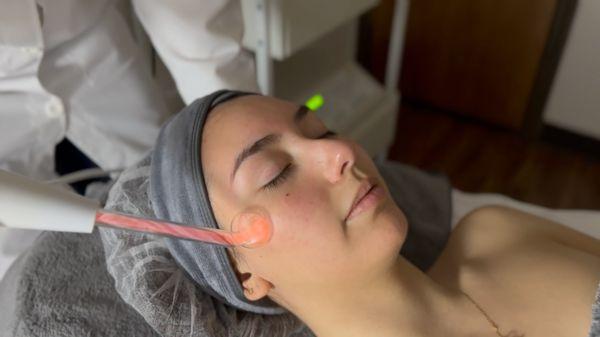 Combat acne with treatments like high frequency, ozone, and photon therapy, we'll zap bacteria, calm inflammation, and promote your face