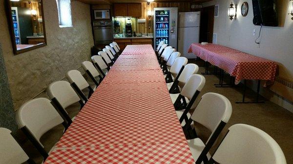 Lounge & eating area