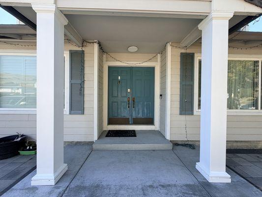 Atta Boy Hauling And Handyman Services