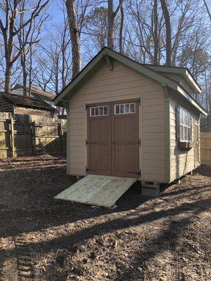 We got the ramp with it. Highly recommend.