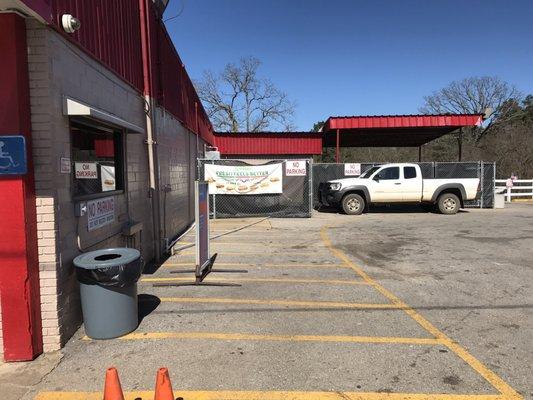 Brooks Grocery & Gas