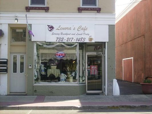 Lenora's Cafe