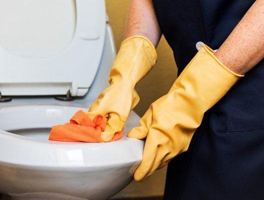 Commercial Bathroom Cleaning