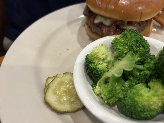Ari Bleu Burger