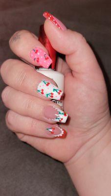 Custom-made reusable press-on nails