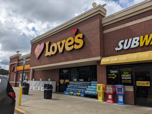 Love's Travel Stop, Emerson