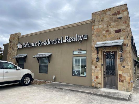 Reliance Residential Realty - Bulverde