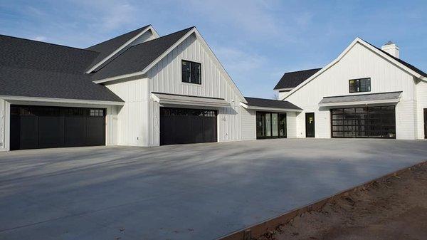 Atlantis Garage Door Repair Services