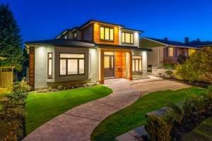 Jan Lazzara, Real Estate Agent