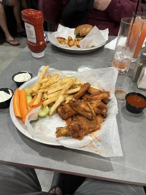 81 North Kitchen and Tap