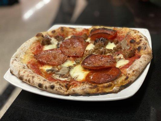 Nanas House Special Pizza with pepperoni sausage and mushrooms! So yummmmm