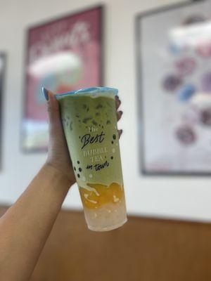 DD Doughnut And Boba Tea