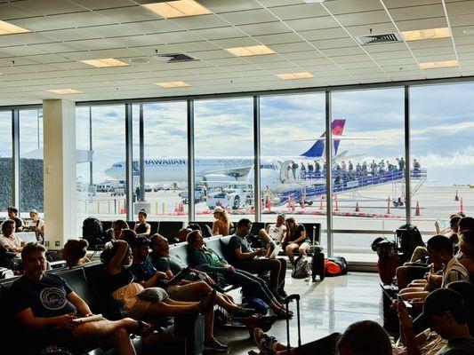 Sunny weather and beautiful apron views