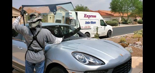 Express Auto Glass LLC