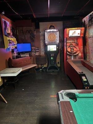 Skee Ball / ShuffleBoard