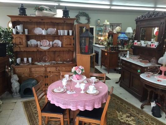 Ole Grapevine Antiques