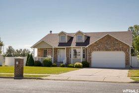 Landlord said he was selling his rental... so he bought a HOUSE for himself! SOLD!!