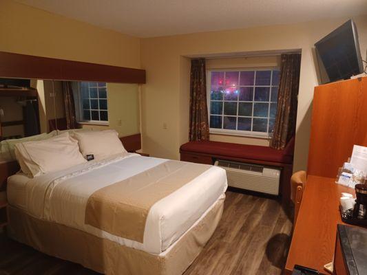 Microtel Inn & Suites by Wyndham Hattiesburg