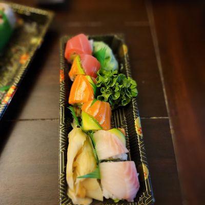 Rainbow roll!