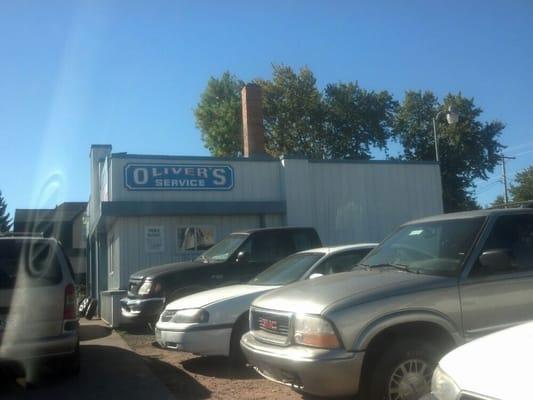 Oliver's Service Station