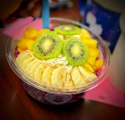 Electric Mermaid Pitaya Bowl with Bananas