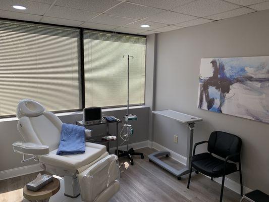 Brandywine Hundred Advisors-Ameriprise Financial Services, LLC