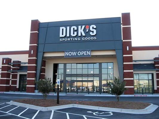 DICK'S Sporting Goods