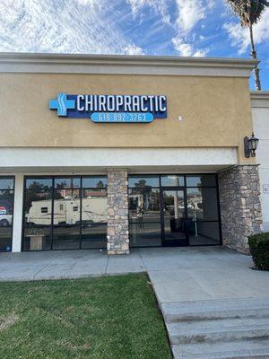 Chiropractic Lakeside. Chiropractor Lakeside 92040. Winter Gardens Chiropractor. Sport Chiropractor. Family Chiropractor.
Front Entrance