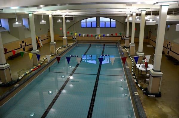 Super convenient! Programs for all ages from babies splash to water aerobics to master swim workouts. Great staff.