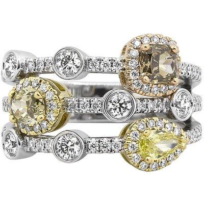Enhance your look with
Stackables in 14kt. with
fancy colored diamonds
