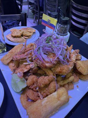 Otra Casita Bakery & Restaurant