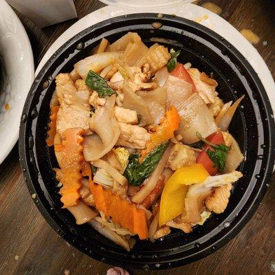 Vegetable pad see ewe