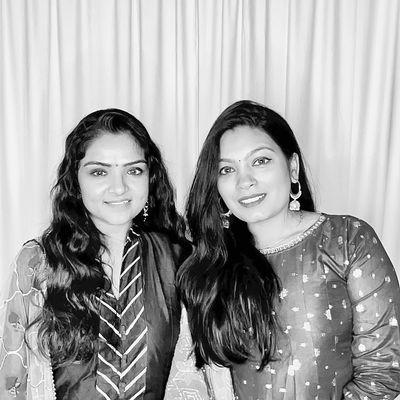 Photobooth Boston Luxe Photobooth: Wedding, Engagement, Birthday. Black and White digital images.