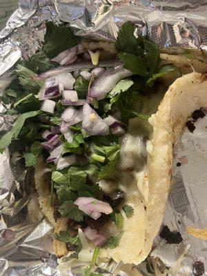 Taco de pollo (chicken taco)