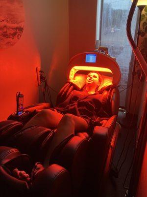 The zero gravity chair with the infrared light treatment.