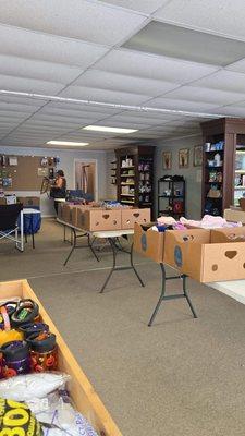 Poppy's Bargain Place and More