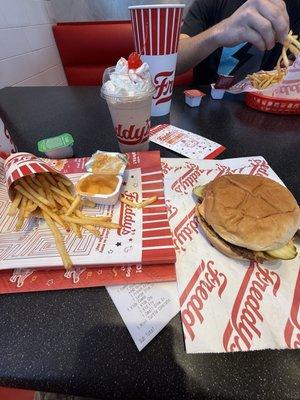 Freddy's Frozen Custard & Steakburgers