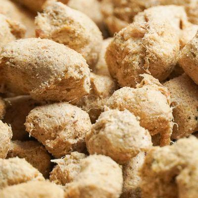 Chicken and Salmon Freeze Dried specially formulated for Cats