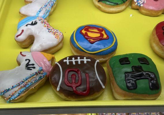 Sweet Mong Donuts and Bakery