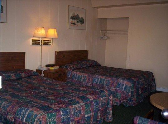 TN Budget Motel Rockwood bed