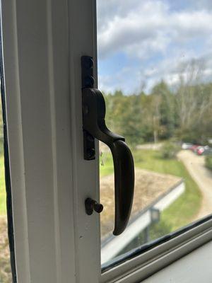 Exquisite door handle