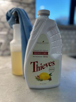 Sarah’s Top Shelf Services