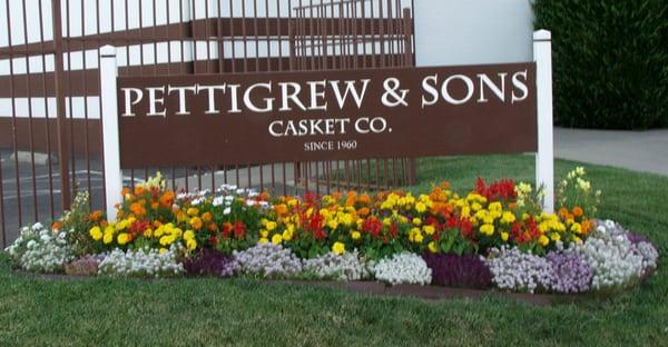 Pettigrew & Sons Casket Co.