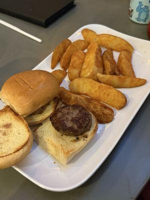 Kids Sliders with Steak Fries