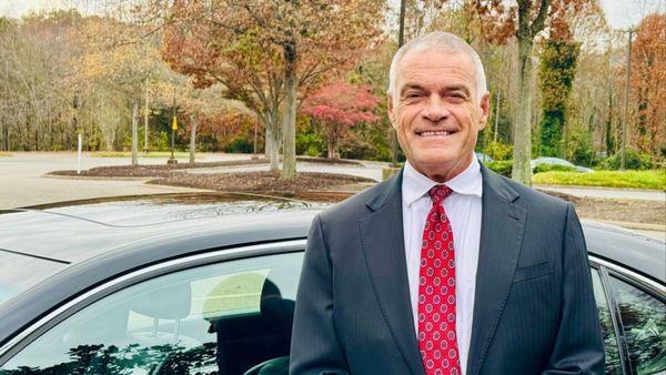 Commonwealth Premier Limo