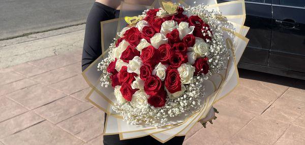 Ramo Buchon 50 roses