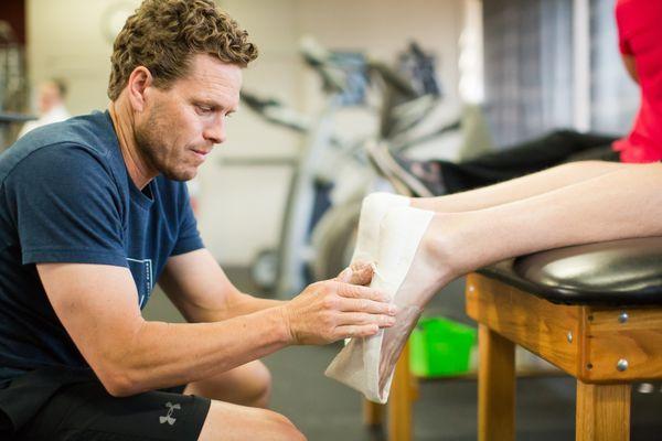 Rehab United physical therapist making a custom orthotic