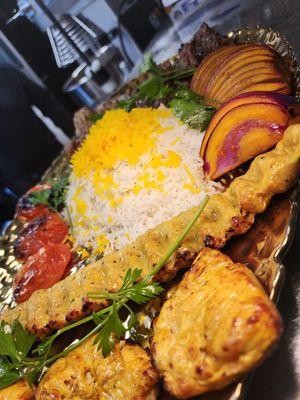 FAMILY STYLE KABOB : CHICKEN BONELESS KABOB, CHICKEN KOOBIDEH, TANDOORI CHICKEN, BASMATI RICE